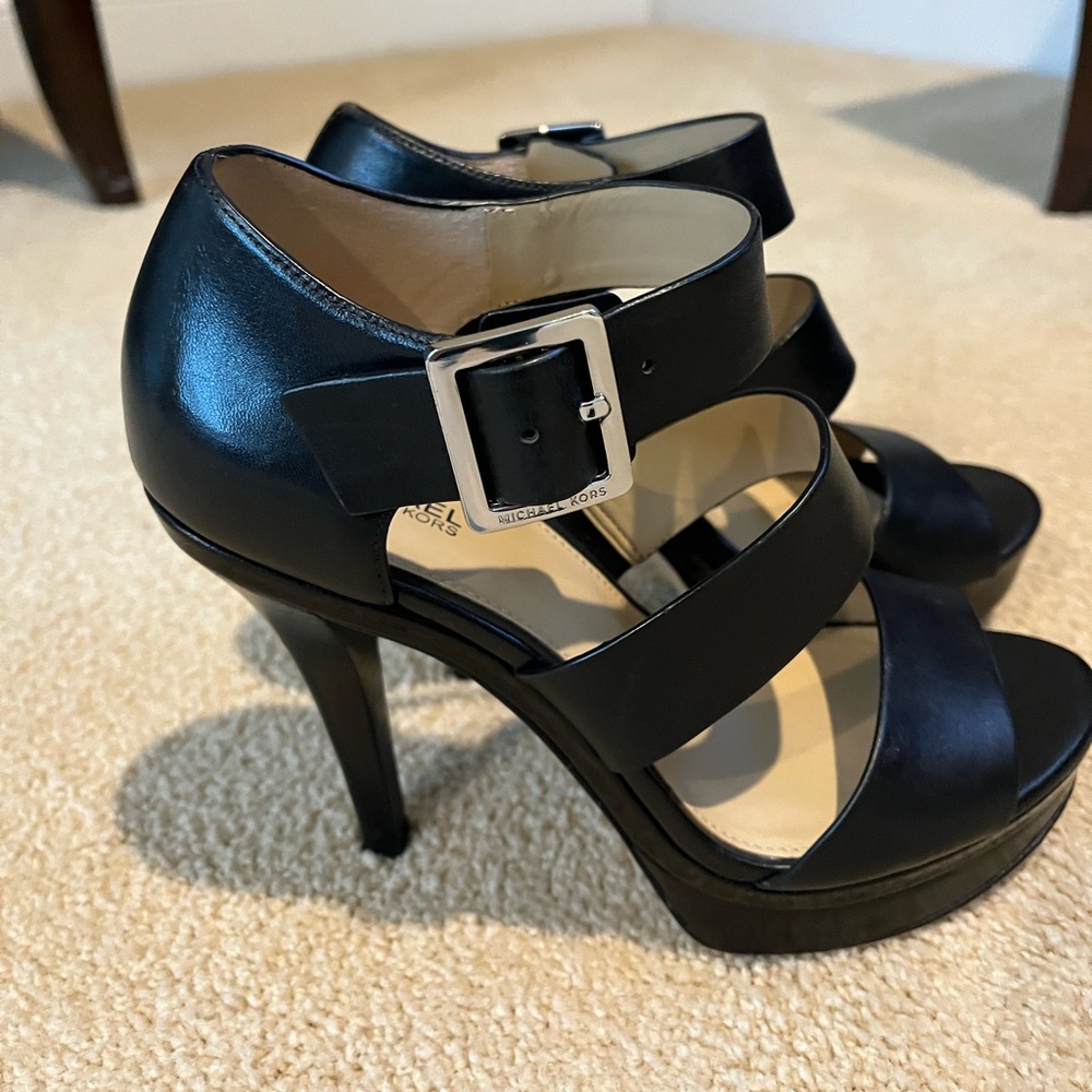Platform shoe